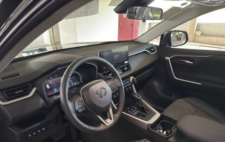 Toyota RAV4, 2025 год, 3 750 000 рублей, 11 фотография