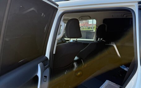 Toyota Land Cruiser Prado 150 рестайлинг 2, 2019 год, 5 350 000 рублей, 8 фотография