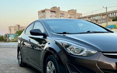 Hyundai Elantra VI рестайлинг, 2015 год, 1 120 000 рублей, 3 фотография