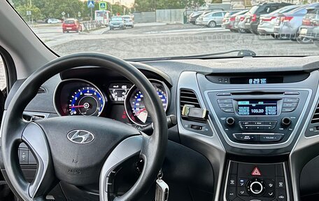 Hyundai Elantra VI рестайлинг, 2015 год, 1 120 000 рублей, 8 фотография