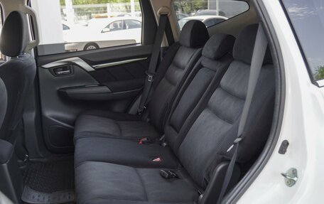 Mitsubishi Pajero Sport III рестайлинг, 2017 год, 2 650 000 рублей, 9 фотография