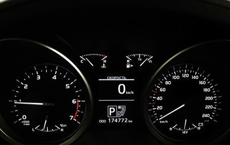 Toyota Land Cruiser 200, 2012 год, 3 977 000 рублей, 16 фотография