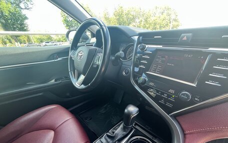 Toyota Camry, 2019 год, 2 500 000 рублей, 5 фотография