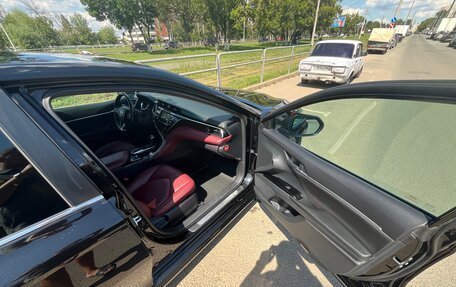 Toyota Camry, 2019 год, 2 500 000 рублей, 12 фотография
