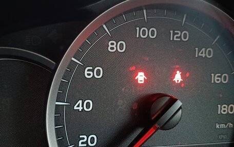 Toyota Vitz, 2012 год, 770 000 рублей, 9 фотография