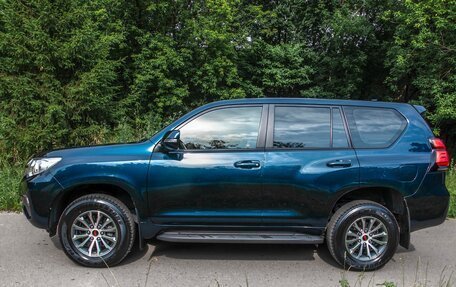Toyota Land Cruiser Prado 150 рестайлинг 2, 2019 год, 5 200 000 рублей, 13 фотография