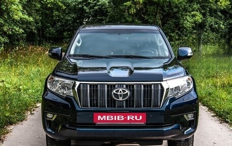 Toyota Land Cruiser Prado 150 рестайлинг 2, 2019 год, 5 200 000 рублей, 10 фотография