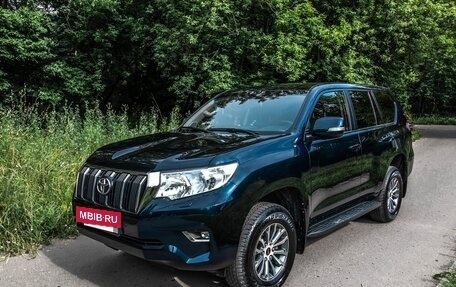 Toyota Land Cruiser Prado 150 рестайлинг 2, 2019 год, 5 200 000 рублей, 12 фотография