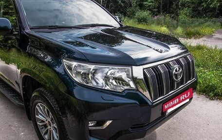 Toyota Land Cruiser Prado 150 рестайлинг 2, 2019 год, 5 200 000 рублей, 11 фотография