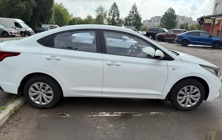 Hyundai Solaris II рестайлинг, 2018 год, 1 250 000 рублей, 2 фотография
