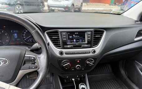 Hyundai Solaris II рестайлинг, 2018 год, 1 250 000 рублей, 7 фотография