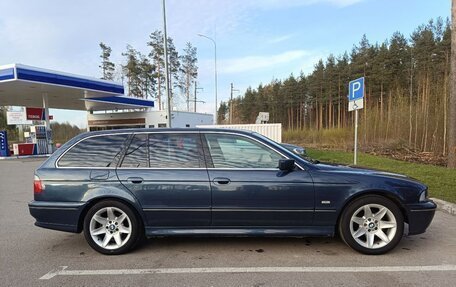 BMW 5 серия, 2002 год, 830 000 рублей, 8 фотография