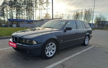 BMW 5 серия, 2002 год, 830 000 рублей, 11 фотография
