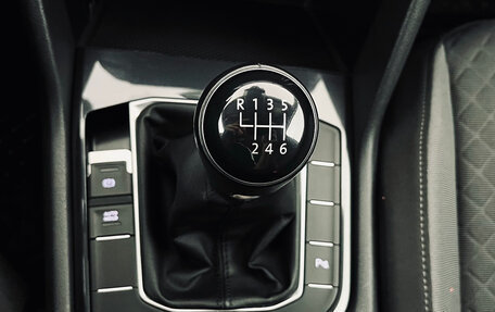 Volkswagen Tiguan II, 2020 год, 2 150 000 рублей, 20 фотография