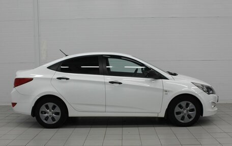Hyundai Solaris II рестайлинг, 2015 год, 999 000 рублей, 5 фотография