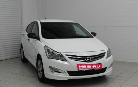 Hyundai Solaris II рестайлинг, 2015 год, 999 000 рублей, 3 фотография