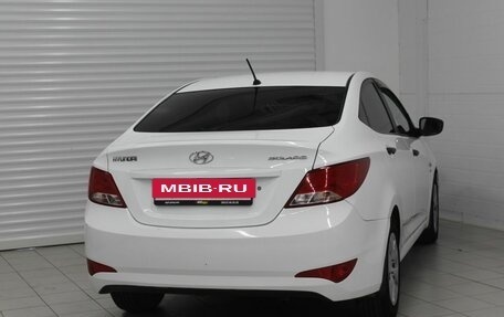 Hyundai Solaris II рестайлинг, 2015 год, 999 000 рублей, 8 фотография