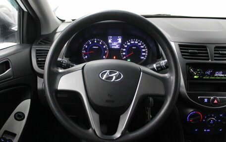 Hyundai Solaris II рестайлинг, 2015 год, 999 000 рублей, 20 фотография