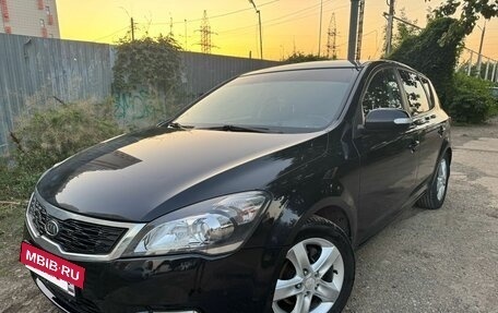 KIA cee'd I рестайлинг, 2010 год, 770 000 рублей, 2 фотография