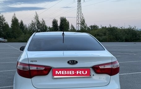 KIA Rio III рестайлинг, 2012 год, 960 000 рублей, 4 фотография