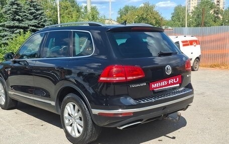 Volkswagen Touareg III, 2015 год, 2 390 000 рублей, 6 фотография