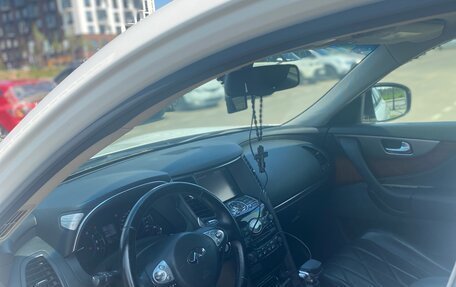 Infiniti QX70, 2014 год, 2 250 000 рублей, 7 фотография