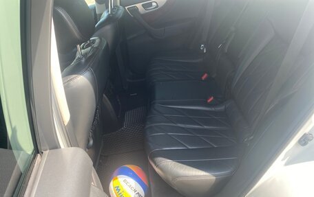 Infiniti QX70, 2014 год, 2 250 000 рублей, 10 фотография