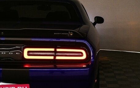 Dodge Challenger III рестайлинг 2, 2021 год, 5 565 000 рублей, 18 фотография