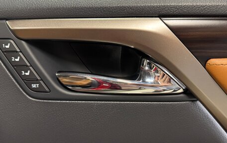 Lexus RX IV рестайлинг, 2021 год, 7 900 000 рублей, 18 фотография