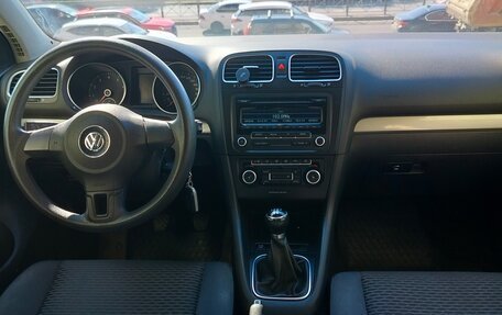 Volkswagen Golf VI, 2011 год, 780 000 рублей, 5 фотография
