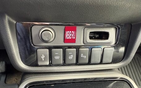 Mitsubishi Outlander III рестайлинг 3, 2022 год, 3 100 000 рублей, 15 фотография