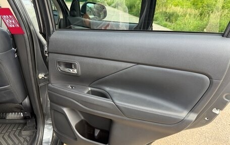 Mitsubishi Outlander III рестайлинг 3, 2022 год, 3 100 000 рублей, 27 фотография