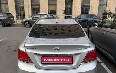 Hyundai Solaris II рестайлинг, 2014 год, 900 000 рублей, 1 фотография
