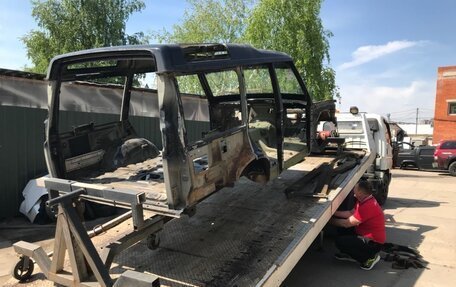 Land Rover Discovery III, 2003 год, 6 000 000 рублей, 24 фотография