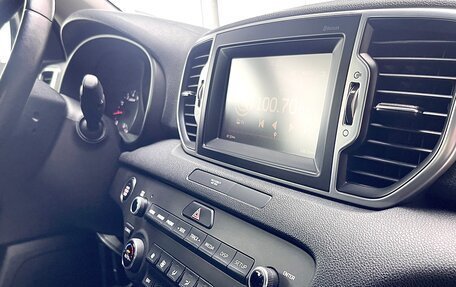 KIA Sportage IV рестайлинг, 2018 год, 1 900 000 рублей, 22 фотография