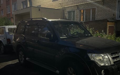 Mitsubishi Pajero IV, 2013 год, 1 600 000 рублей, 3 фотография
