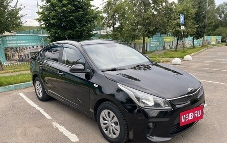 KIA Rio IV, 2017 год, 950 000 рублей, 3 фотография