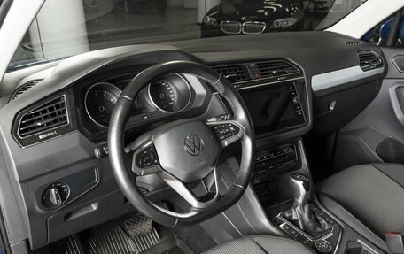 Volkswagen Tiguan II, 2021 год, 3 599 844 рублей, 3 фотография