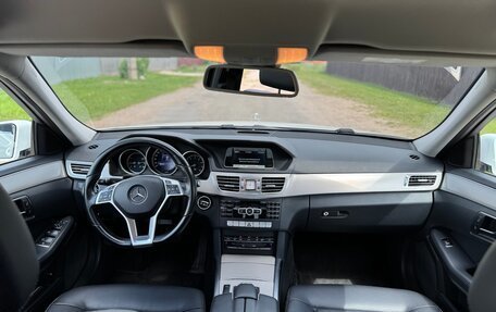 Mercedes-Benz E-Класс, 2015 год, 2 050 000 рублей, 10 фотография