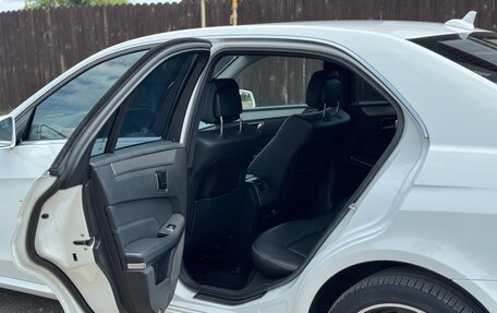 Mercedes-Benz E-Класс, 2015 год, 2 050 000 рублей, 17 фотография