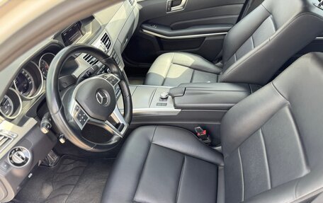Mercedes-Benz E-Класс, 2015 год, 2 050 000 рублей, 15 фотография