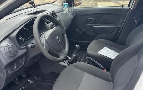 Renault Logan II, 2018 год, 448 000 рублей, 6 фотография