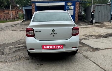 Renault Logan II, 2018 год, 448 000 рублей, 3 фотография