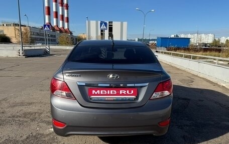 Hyundai Solaris II рестайлинг, 2013 год, 1 030 000 рублей, 2 фотография