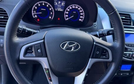 Hyundai Solaris II рестайлинг, 2013 год, 1 030 000 рублей, 15 фотография