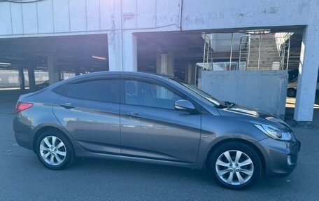 Hyundai Solaris II рестайлинг, 2013 год, 1 030 000 рублей, 22 фотография