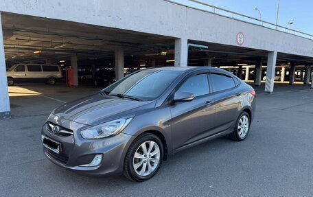 Hyundai Solaris II рестайлинг, 2013 год, 1 030 000 рублей, 37 фотография