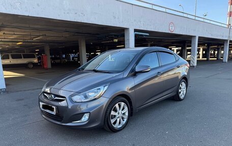 Hyundai Solaris II рестайлинг, 2013 год, 1 030 000 рублей, 40 фотография