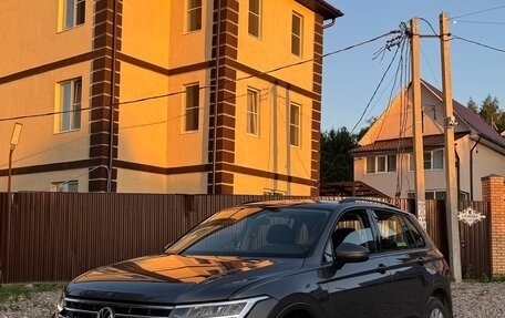 Volkswagen Tiguan II, 2021 год, 3 250 000 рублей, 3 фотография