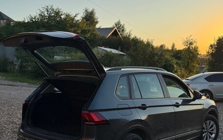 Volkswagen Tiguan II, 2021 год, 3 250 000 рублей, 16 фотография